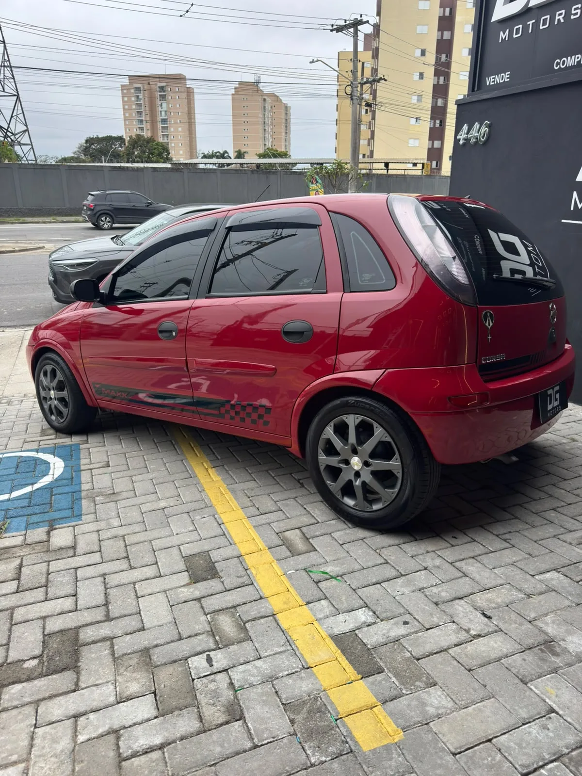 CHEVROLET CORSA - foto 9