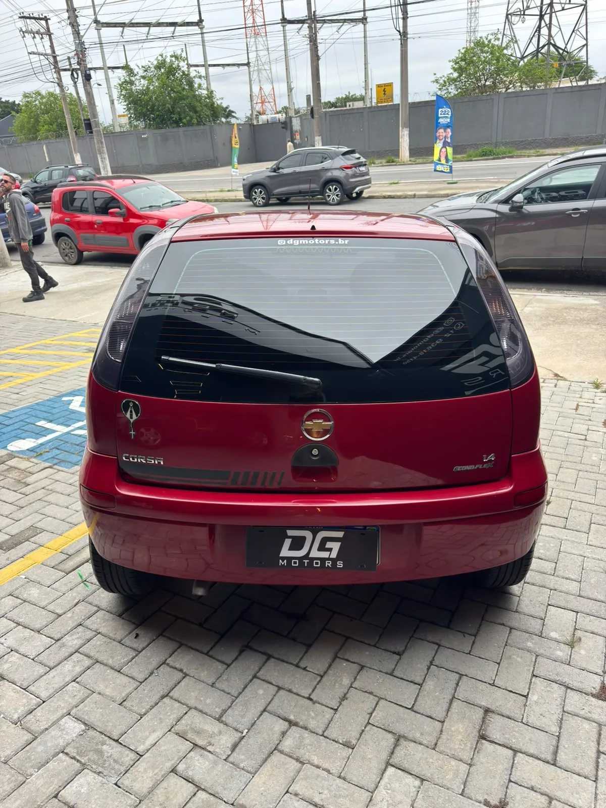 CHEVROLET CORSA - foto 10